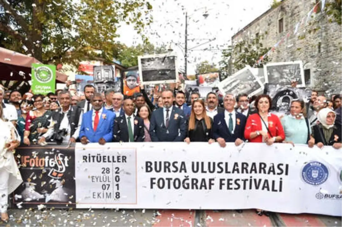 Bursafotofest Renkli Görüntülerle Sona Erdi