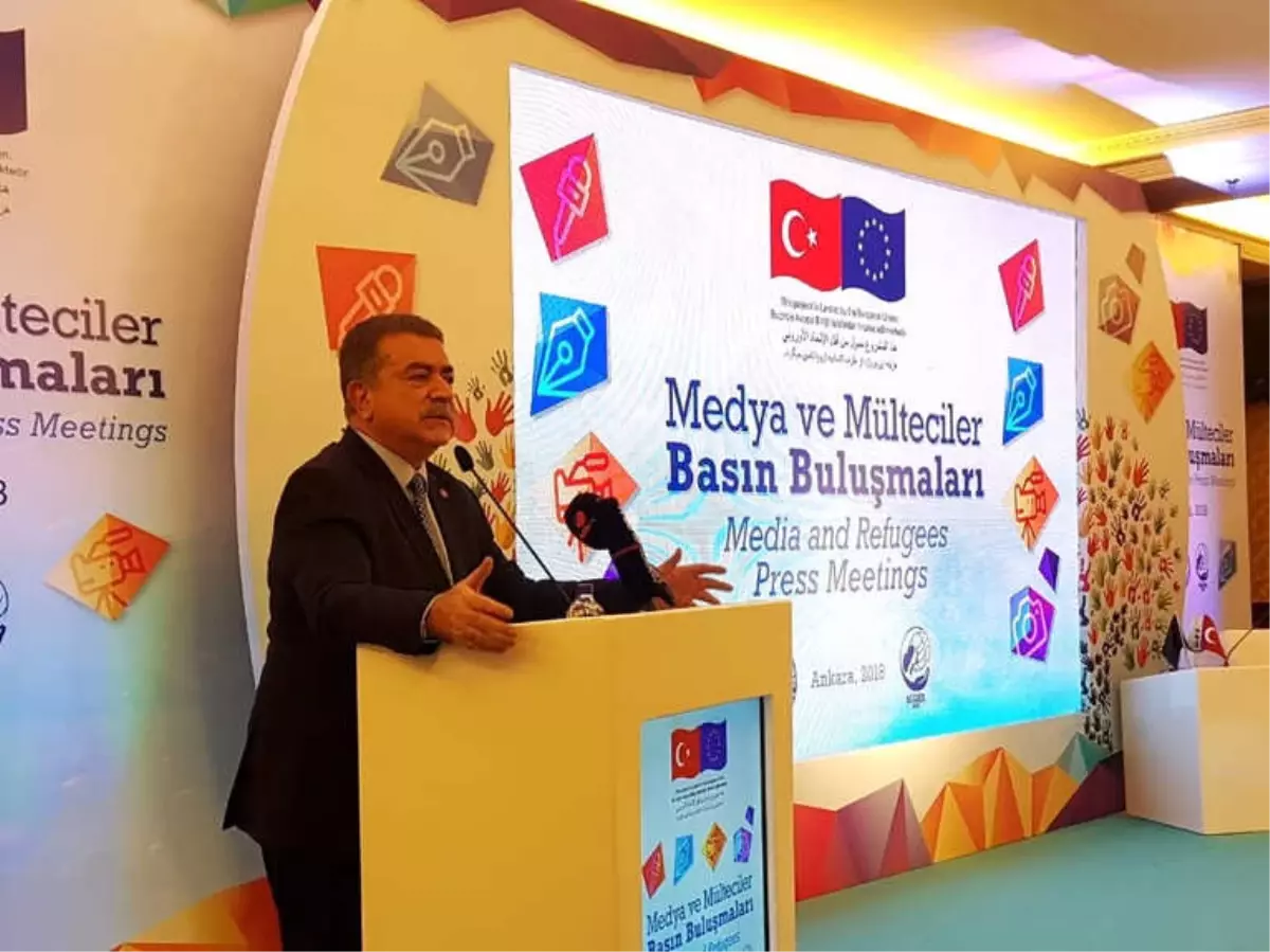 Cumhurbaşkanlığı Başdanışmanı Akarca: "Göçler Bu Yüzyıl İçerisinde Korkarız Ki Sürekli Artarak...