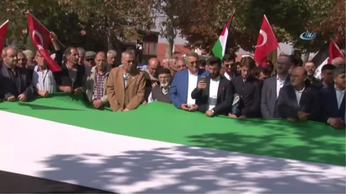 Hacı Bayram Camii\'nde İsrail Protestosu