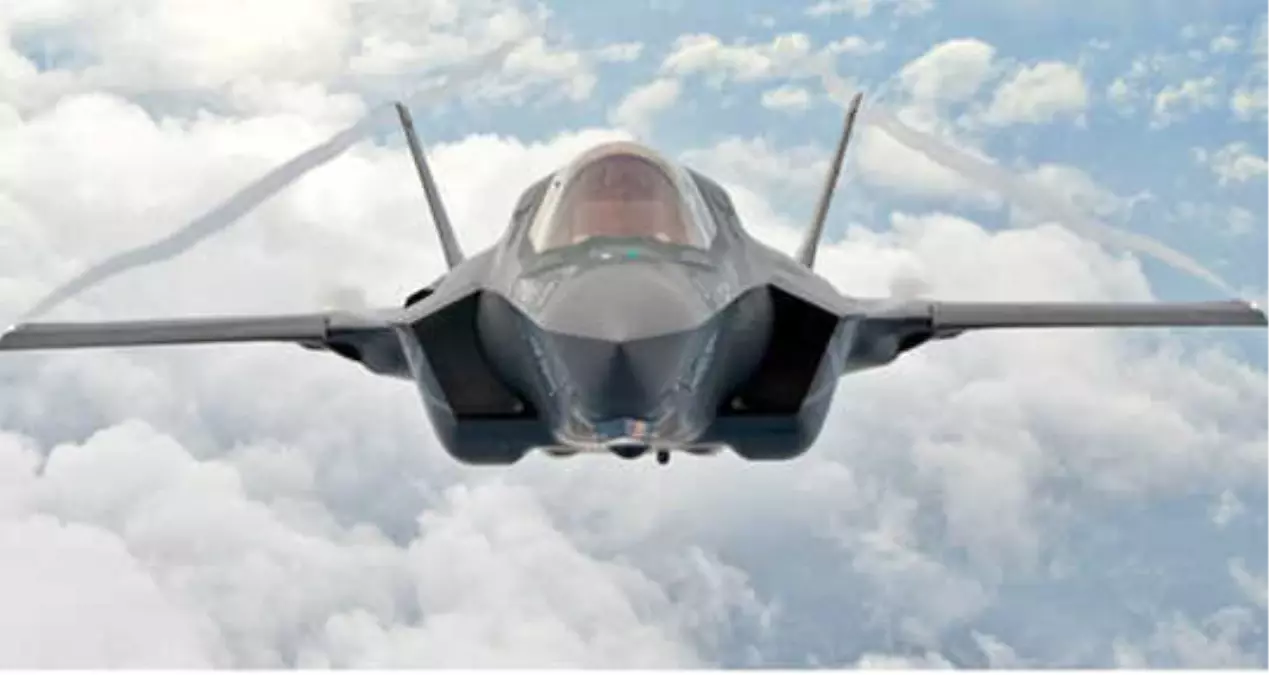 İngiltere de F-35 Savaş Uçaklarının Uçuşunu Durdurdu