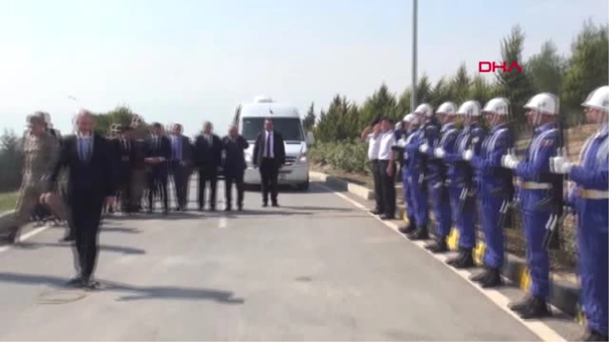 İzmir Bakan Soylu, İzmir\'de Subayların Yemin Törenine Katıldı