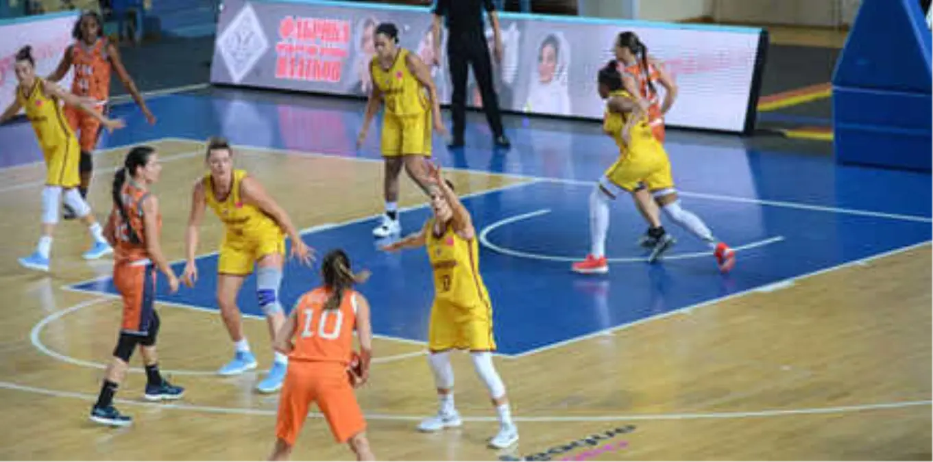 Nadezhda - Çukurova Basketbol: 76-74