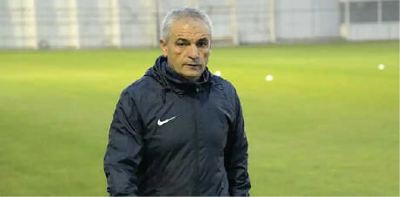 Rıza Çalımbay: "Rizespor Maçında Galibiyetten Başka Düşüncemiz Yok"