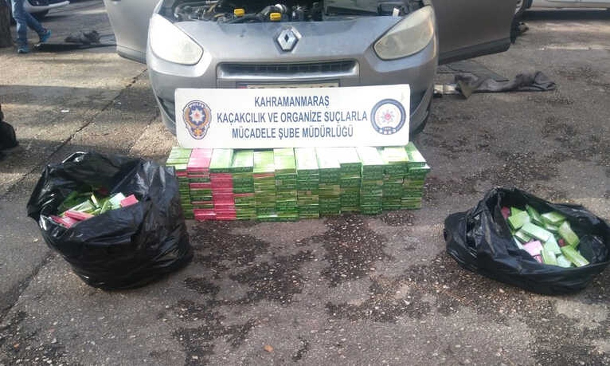 Sigara Kaçakçılarının Zulası Bu Kez Polisi de Şaşırttı