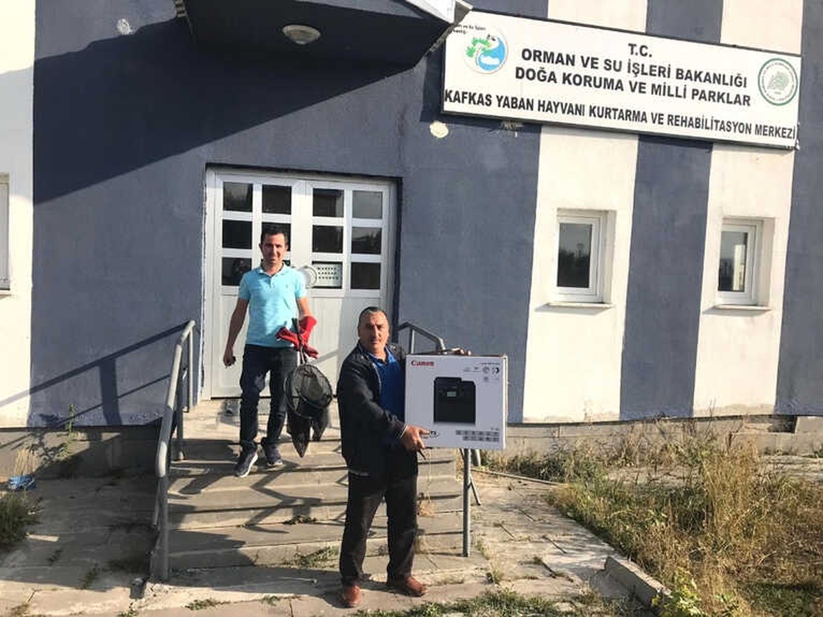 Yaralı Kuşlar Kars\'ta Tedavi Altına Alındı