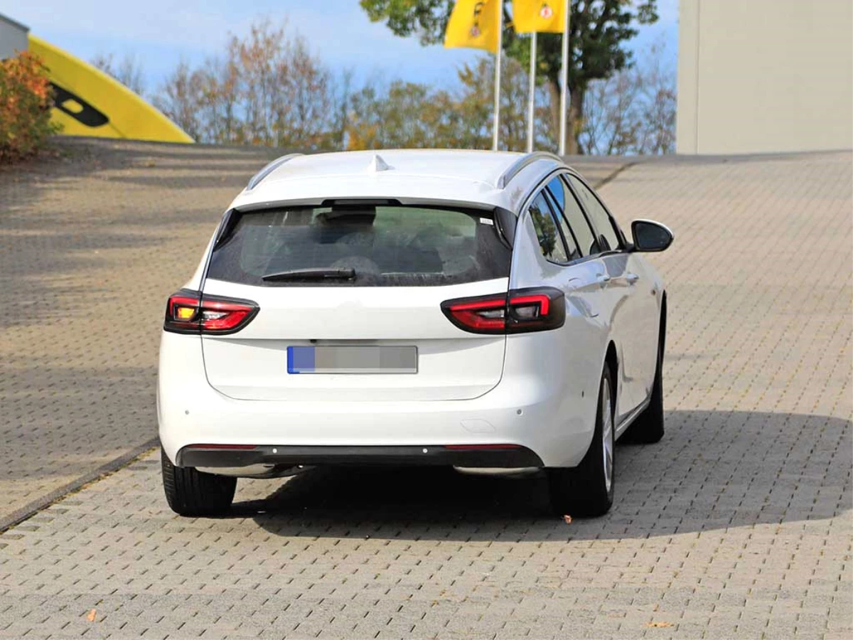Yeni Opel Insignia Testlerine Devam Ediyor