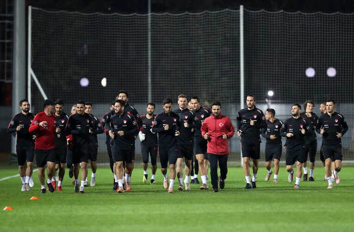 A Milli Takım Rusya Maçı Hazırlıklarını Tamamladı