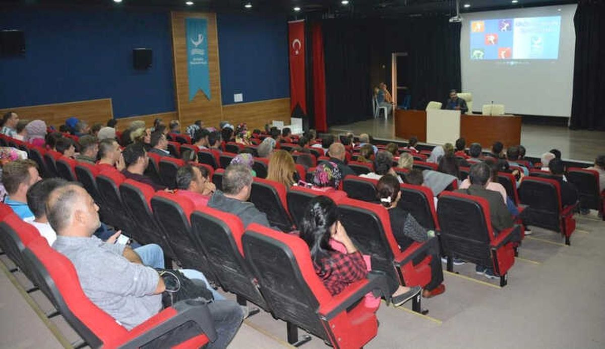 Aliağa Belediyesi\'nin Spor Okullarından 4 Bin 195 Öğrenci Yararlandı