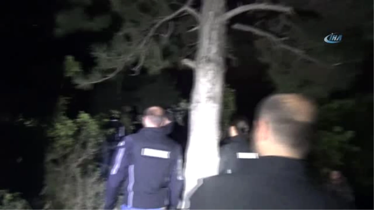 Bursa\'da "Çökertme 2" Harekatı...özel Harekat Polisi Ormanlık Alanı Didik Didik Etti
