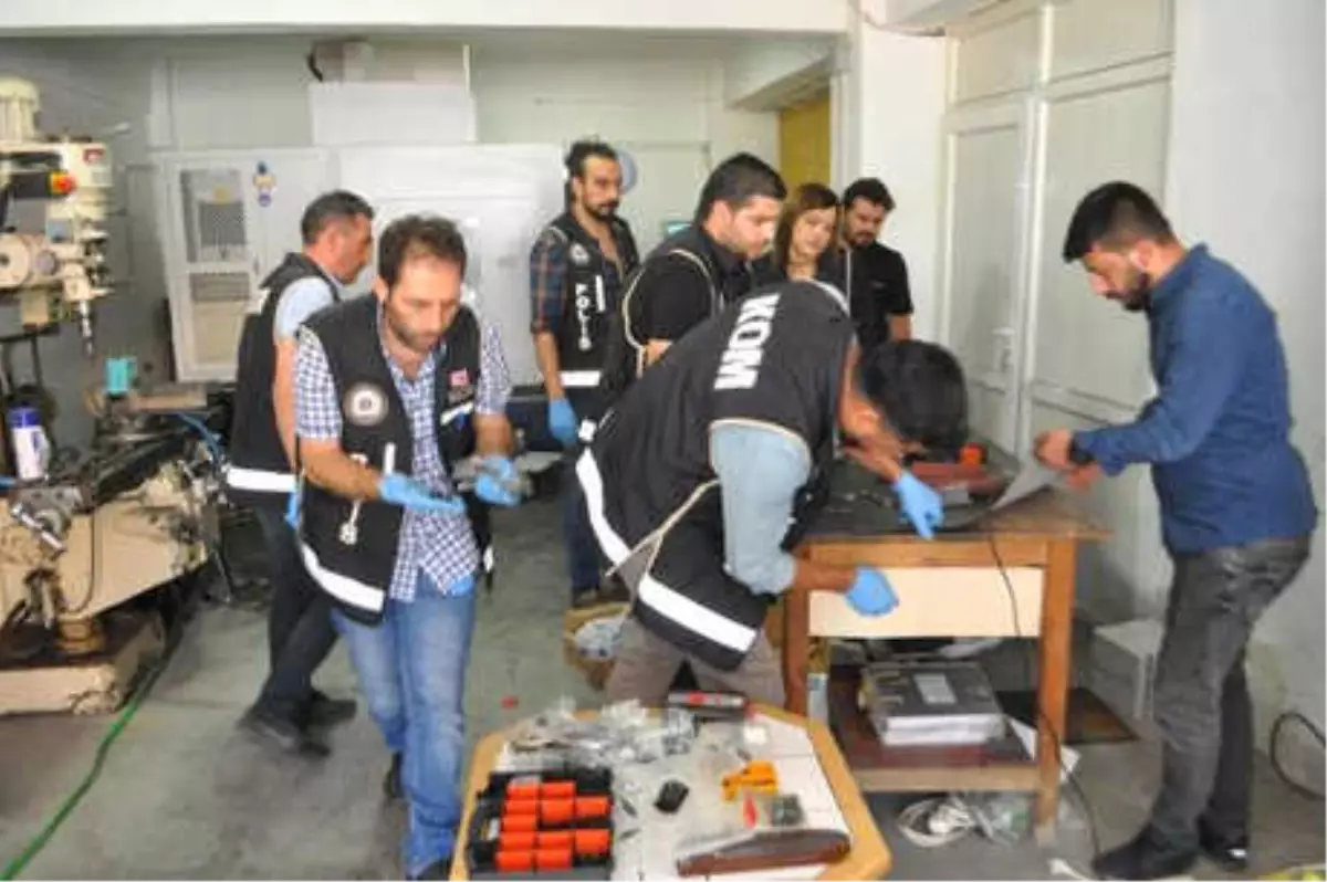 Denizli\'de Cnc Makinesi ile Tabanca Yapan 2 Kişi Tutuklandı