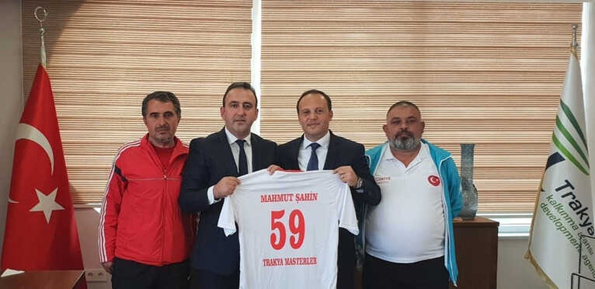 Dünya Kupası Finalistleri Başarılarını Mahmut Şahin ile Paylaştı