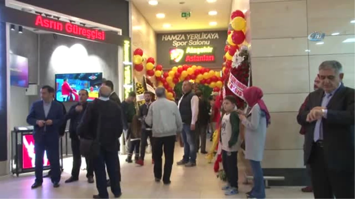 Hamza Yerlikaya Spor Salonu Açıldı