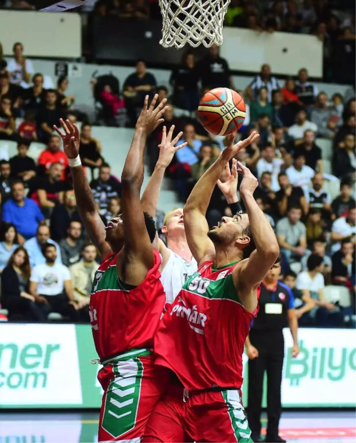 Tahincioğlu Basketbol Süper Ligi: Beşiktaş Sompo Japan: 61 - Pınar Karşıyaka: 57