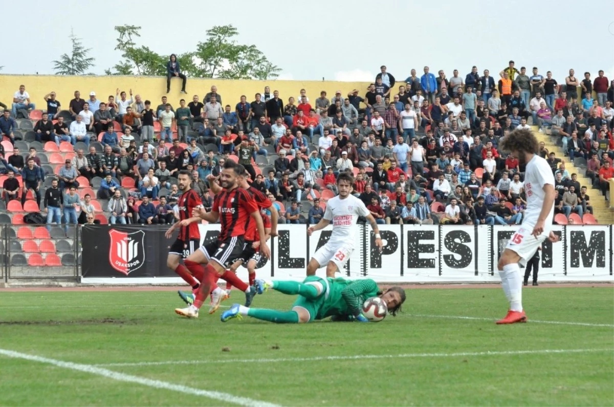 Tff 2. Lig Utaş Uşakspor: 2 - Sancaktepe Belediyespor: 1