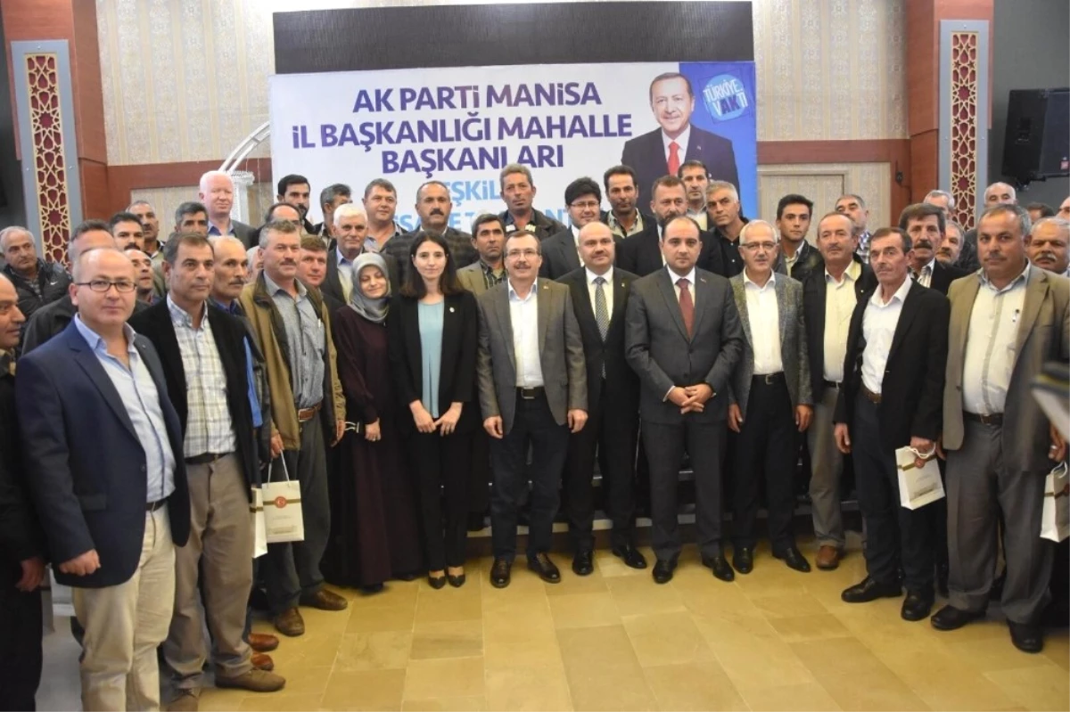 AK Parti Manisa\'daki Yol Haritasını Anlattı