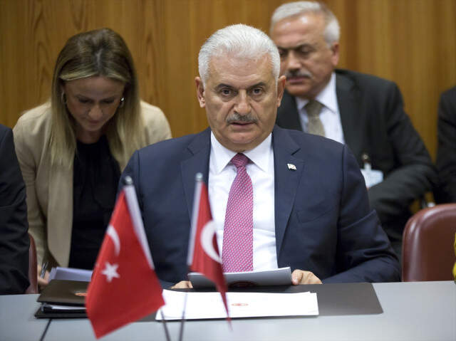 AK Partili Kavakcı, Cenevre'de Haddini Aşan Suriyeli Vekili Yerin Dibine Soktu