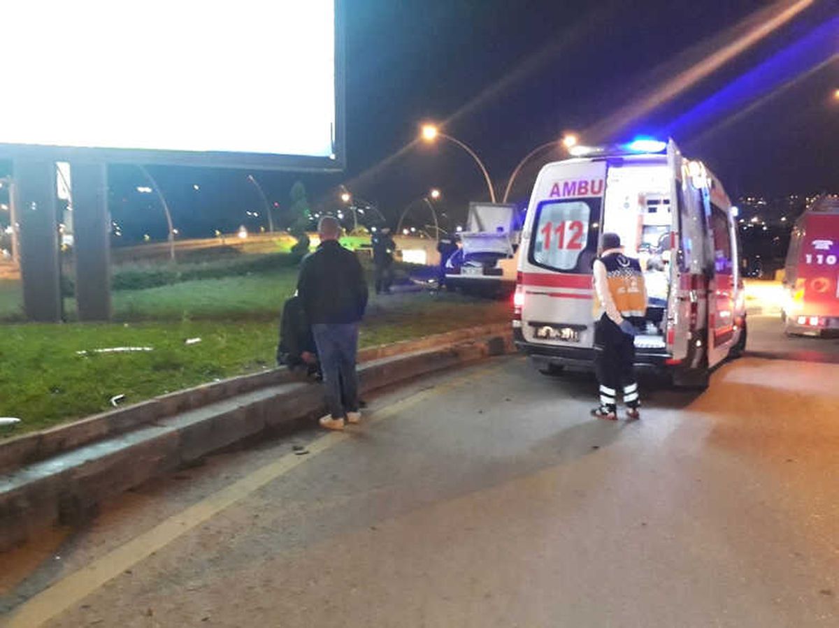 Başkent\'te Trafik Kazası: 3 Yaralı
