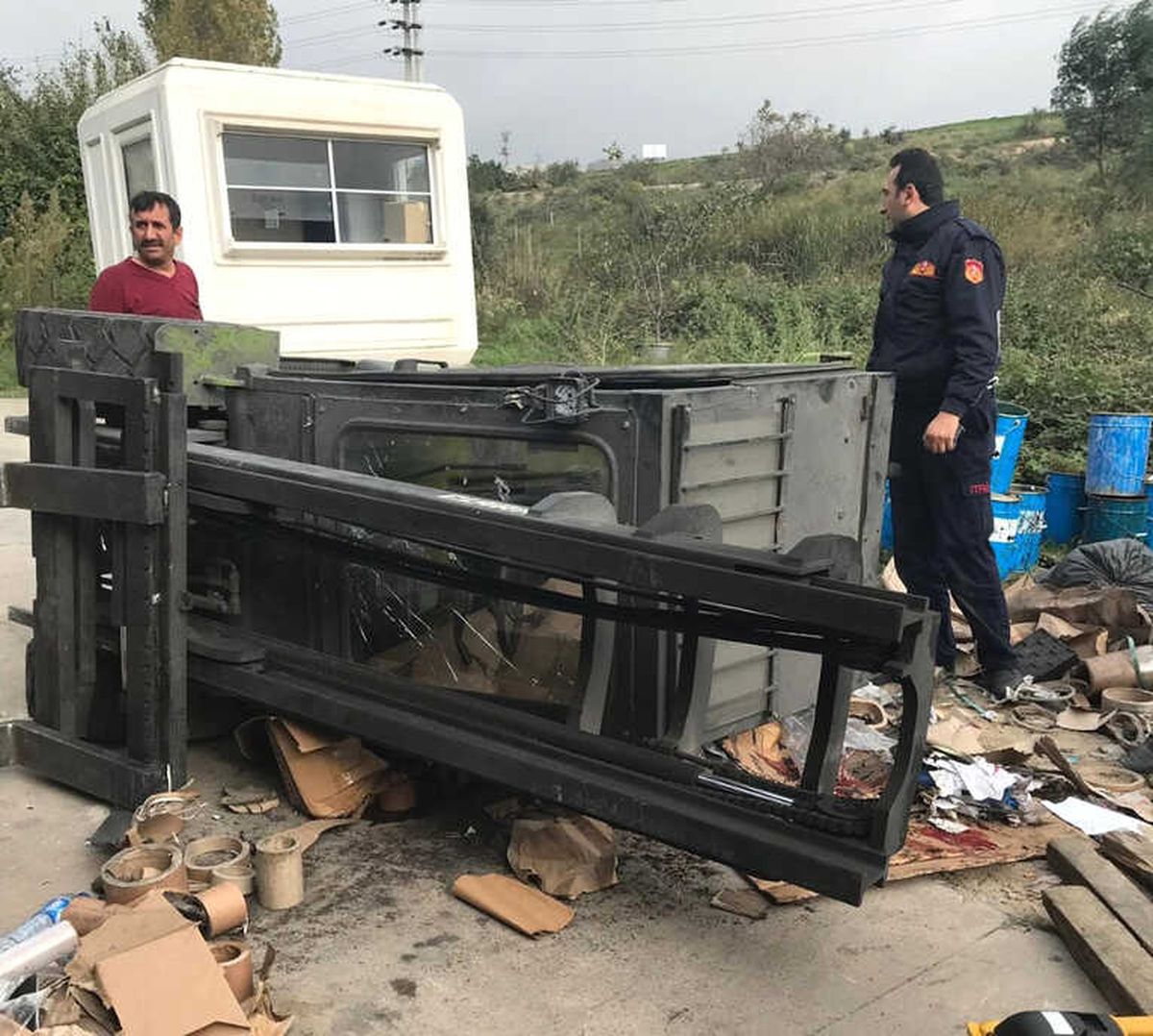 Fabrika İşçisi Devrilen Forkliftin Altında Can Verdi