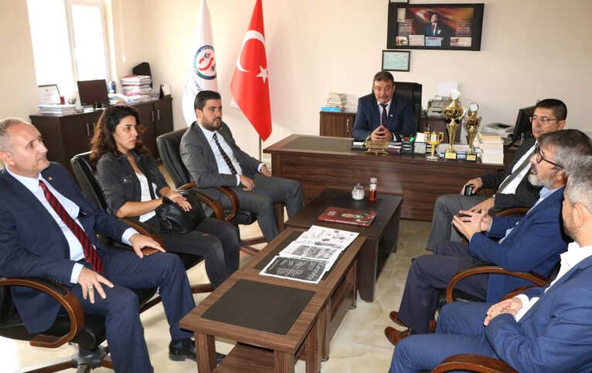 Gazetecilerden Eğitime Destek