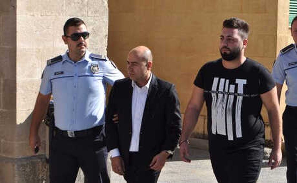 Kumarhaneyi Dolandıran 3 Kişi Tutuklandı
