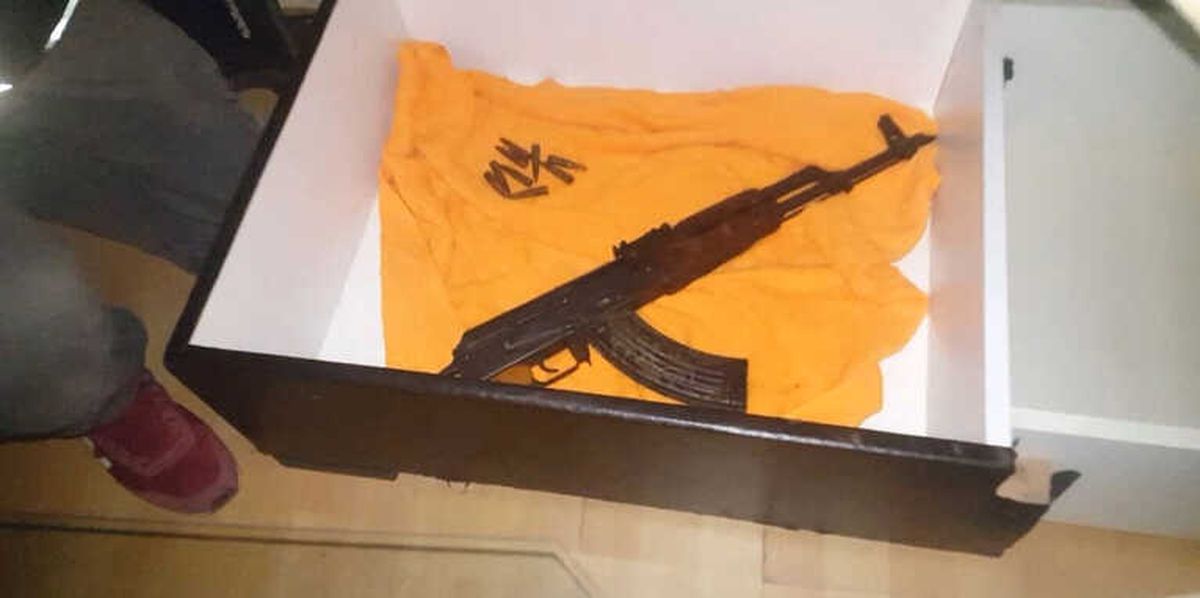 İstanbul\'da Narkotik Operasyonunda Cephanelik Ele Geçirildi