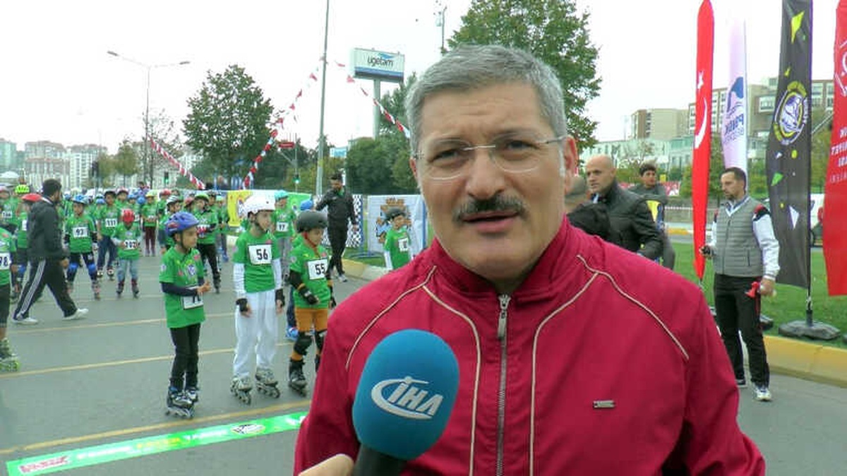 Pendik\'te Paten Yarışı Renkli Görüntülere Sahne Oldu