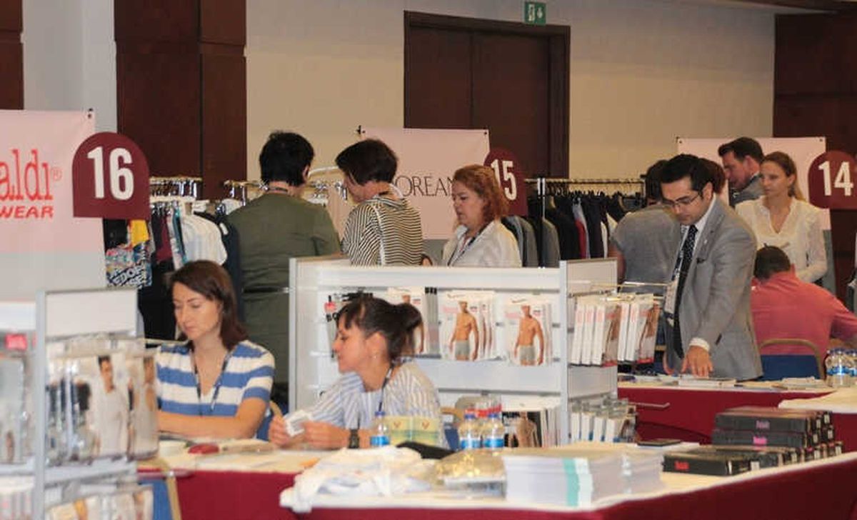 Rusya ile Ruble Üzerinden İlk Ticaretin Temelleri Antalya\'da Atılıyor
