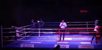 Spor Boks Gecesine Trabzonlu Boksörler Damga Vurdu