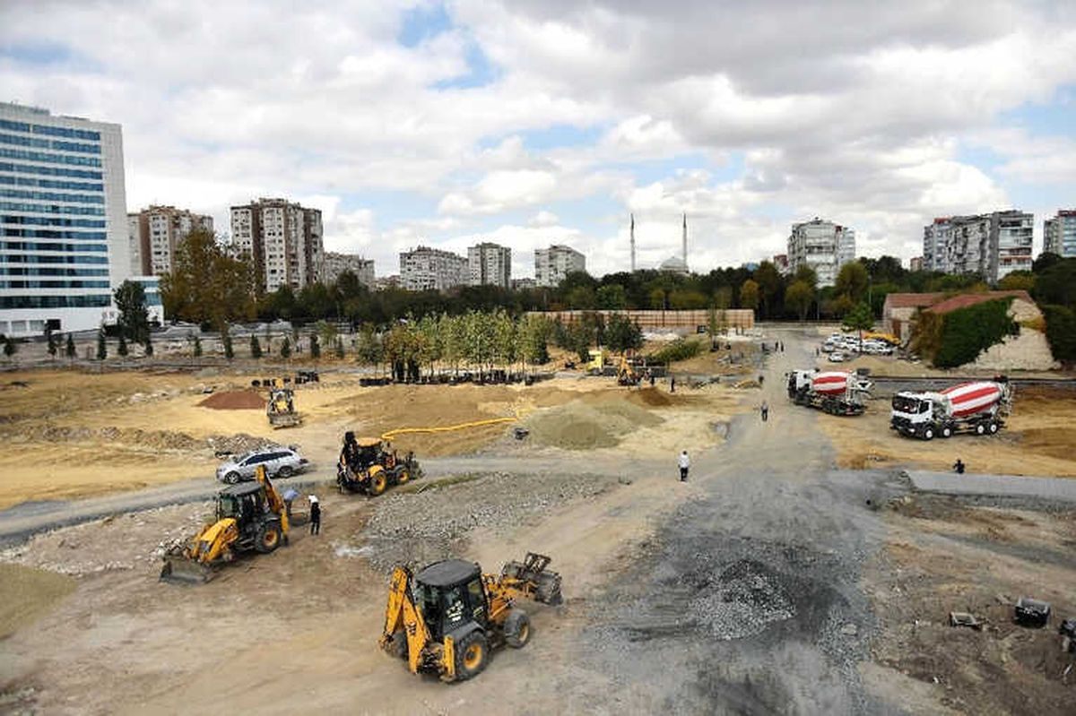TOKİ Millet Bahçesi\'nde Çalışmalar Başladı