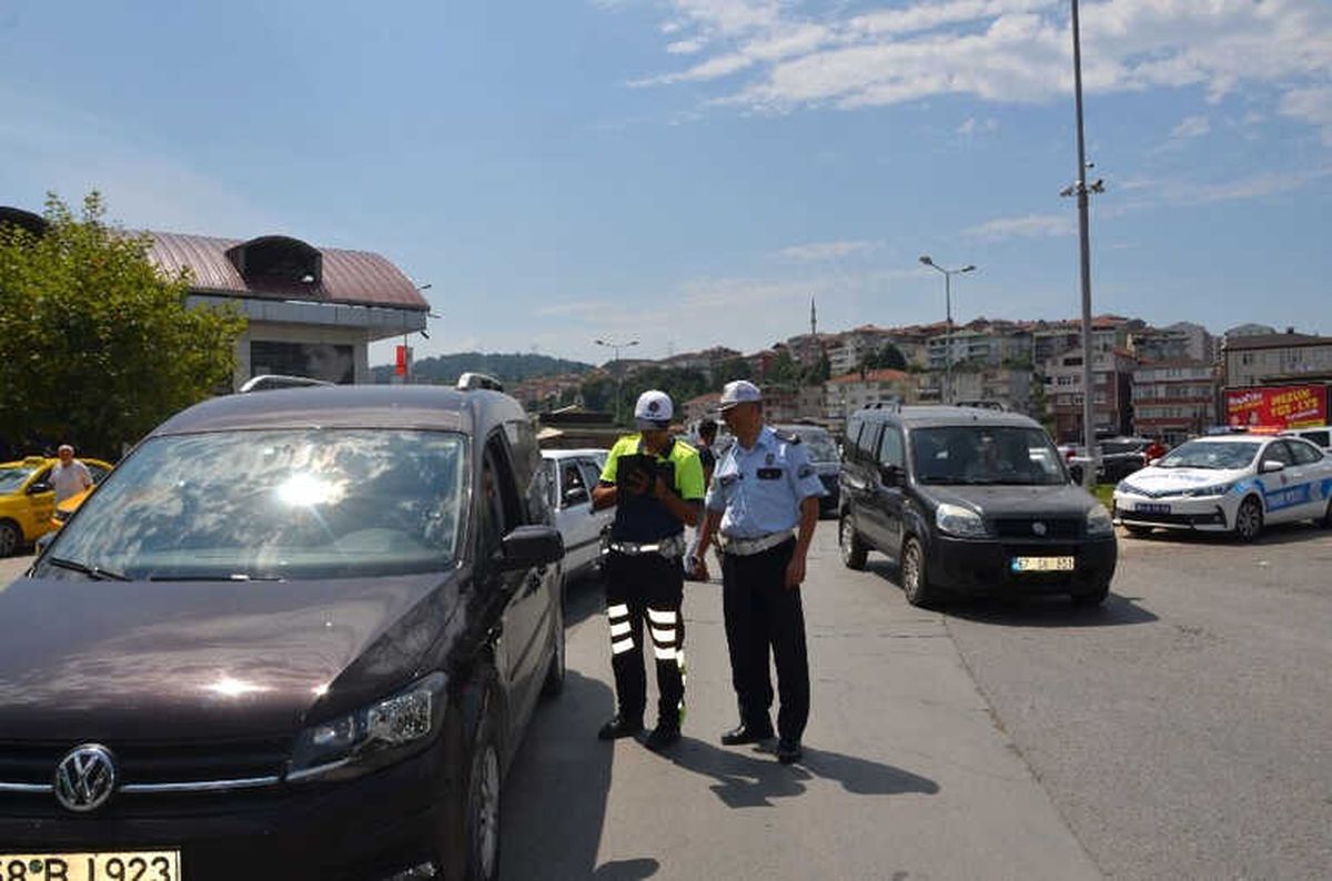 Alaplı\'da 715 Sürücüye 21 Bin Lira Ceza
