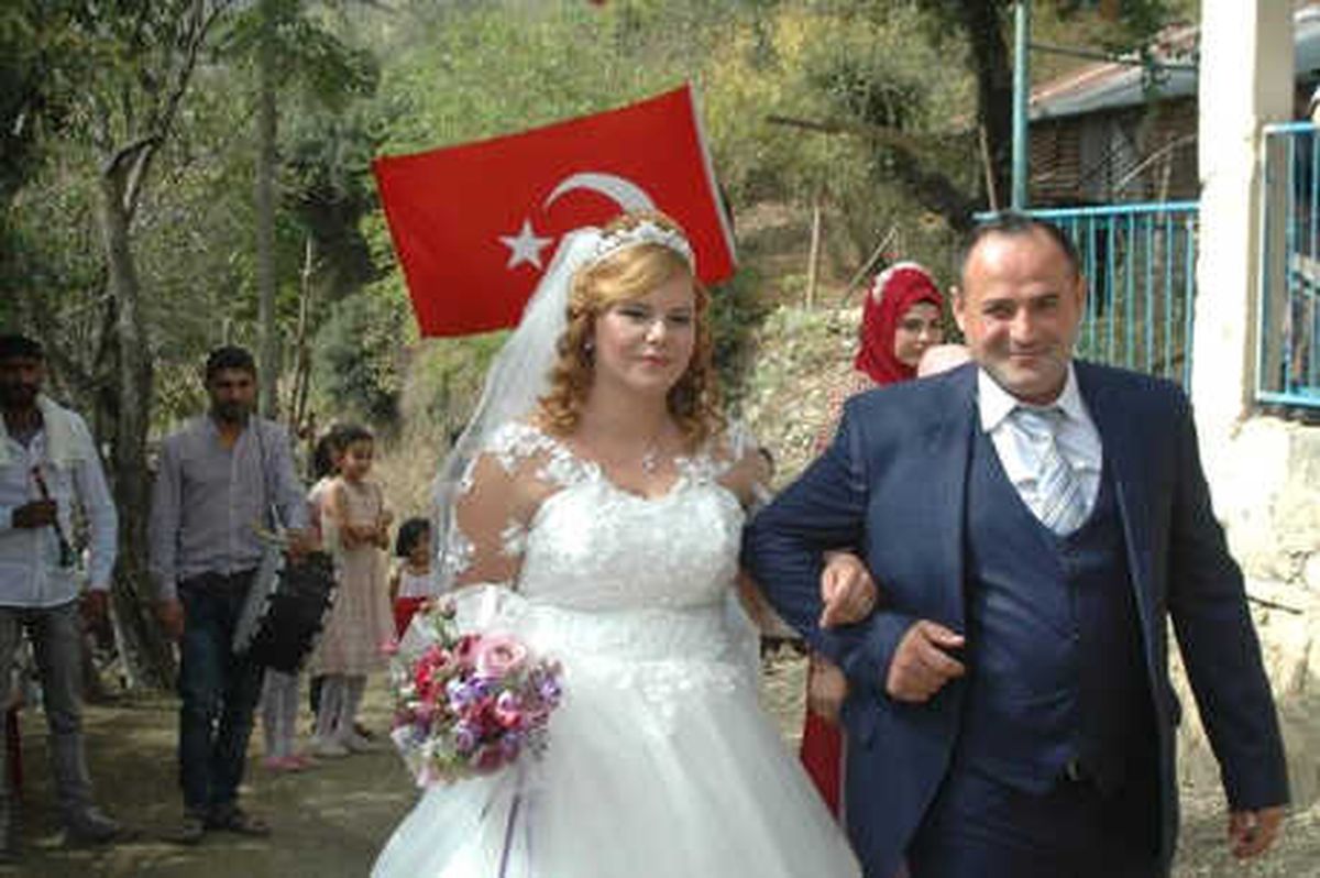 Amca- Yeğene Alman Gelinler