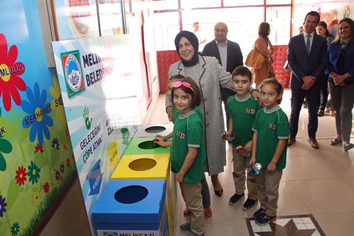 Ayşe Kamçı \'Sıfır Atık Projesi\' Tanıtım Programına Katıldı