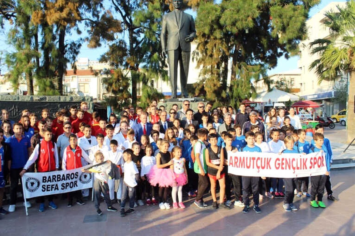 Ayvalık\'ta Amatör Spor Haftası Coşkusu