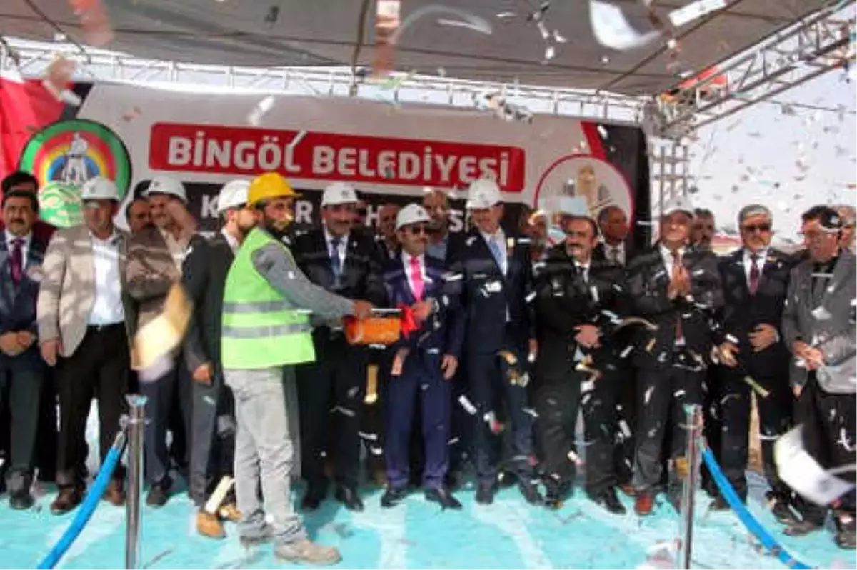 Bingöl\'de 47 Yıl Önceki Depremin İzleri Kentsel Dönüşümle Siliniyor