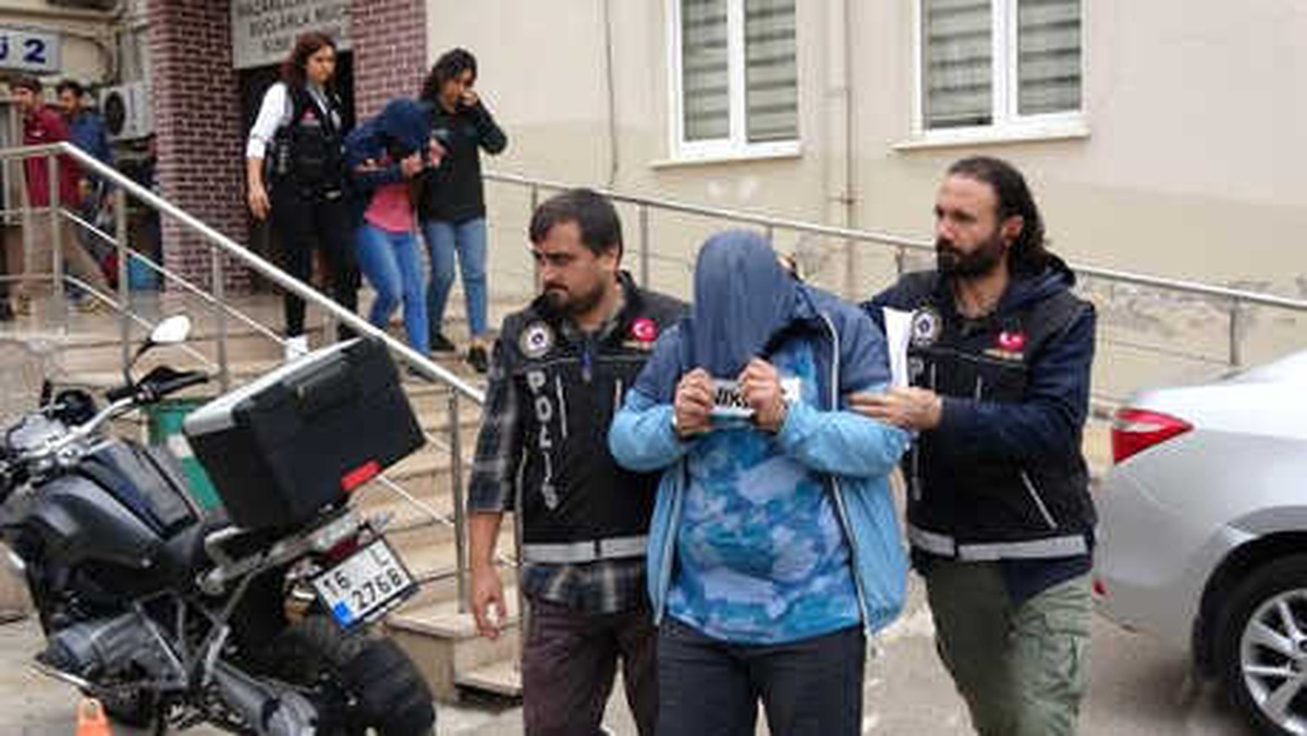 Bursa\'da Uyuşturucu Şüphelisi 4 Kişi Adliyede