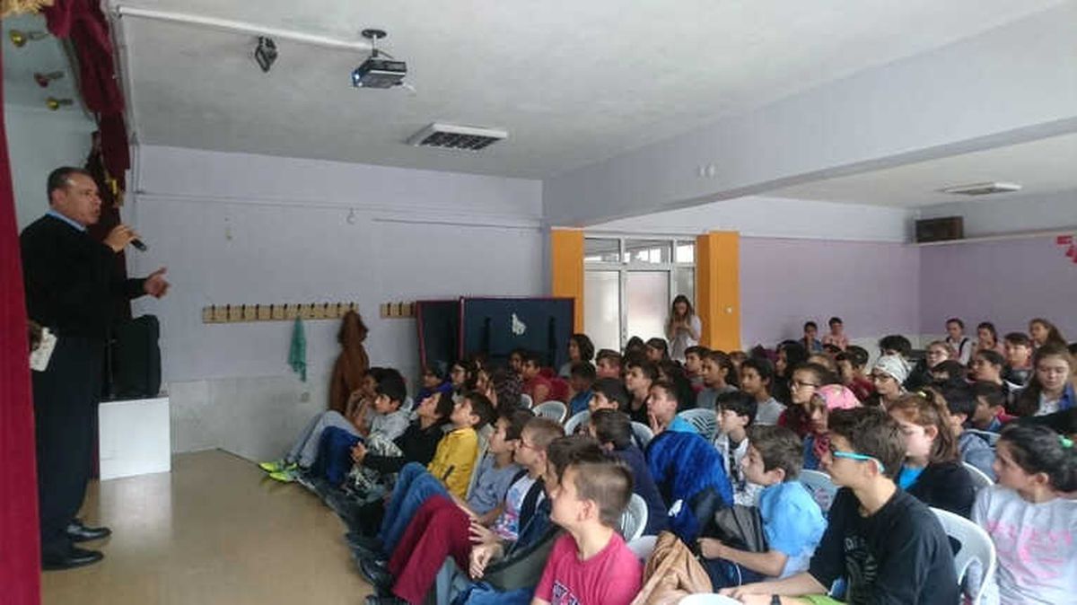 Çocuklara Trafik Bilinci Aşılanıyor