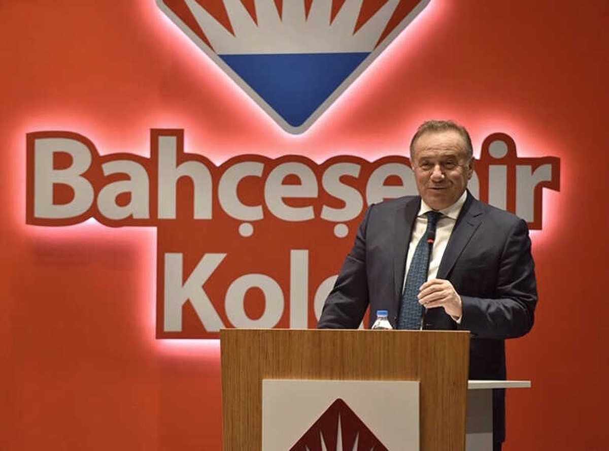 Geleceğin Eğitimine Yön Verenler Zirvesi\'nde, Bahçeşehir Koleji Yöneticileri Buluştu