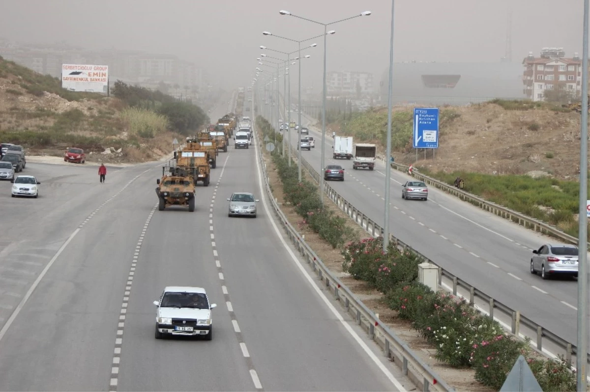 Hatay Sınırına Askeri Araç Sevkıyatı