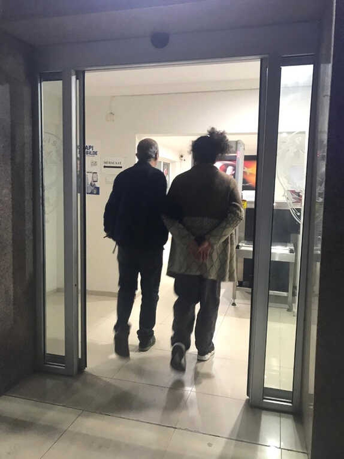 İzmir\'de Çocuk İstismarına Gözaltı