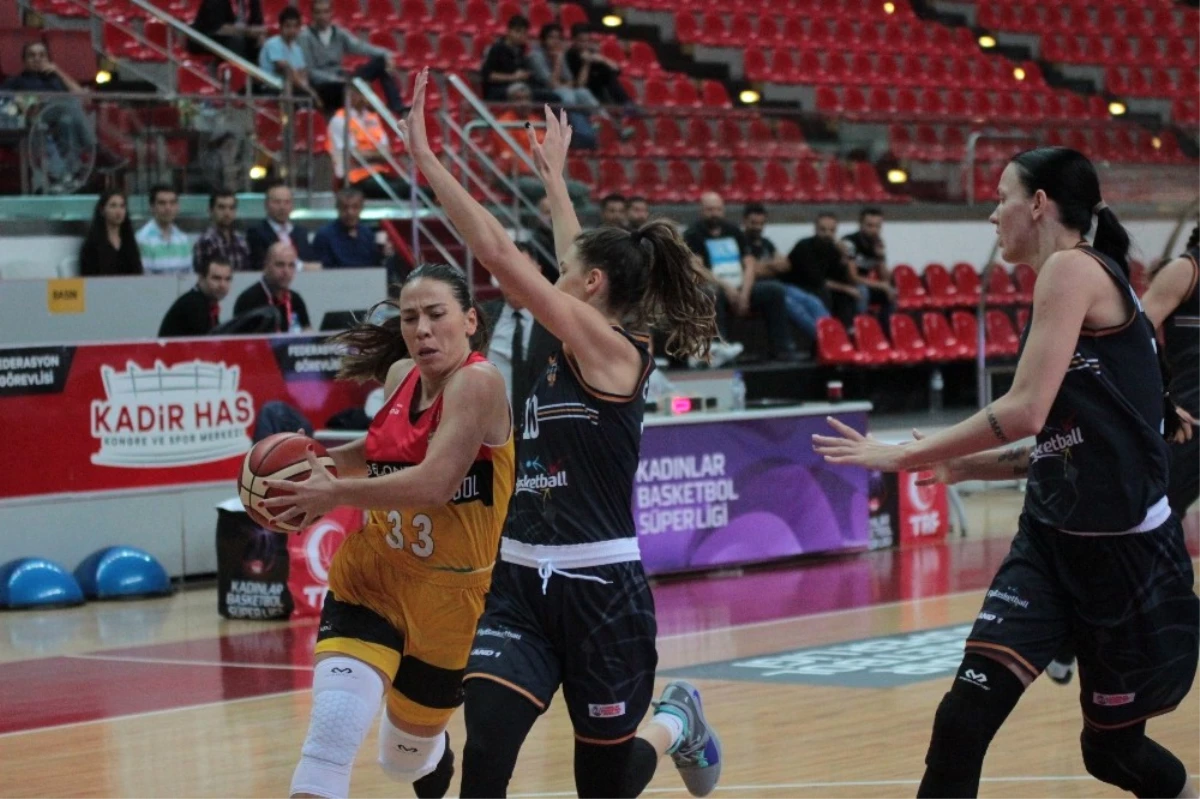 Kadınlar Basketbol Süper Ligi: Bellona Kayseri Basketbol: 69 - Çukurova Basketbol: 73