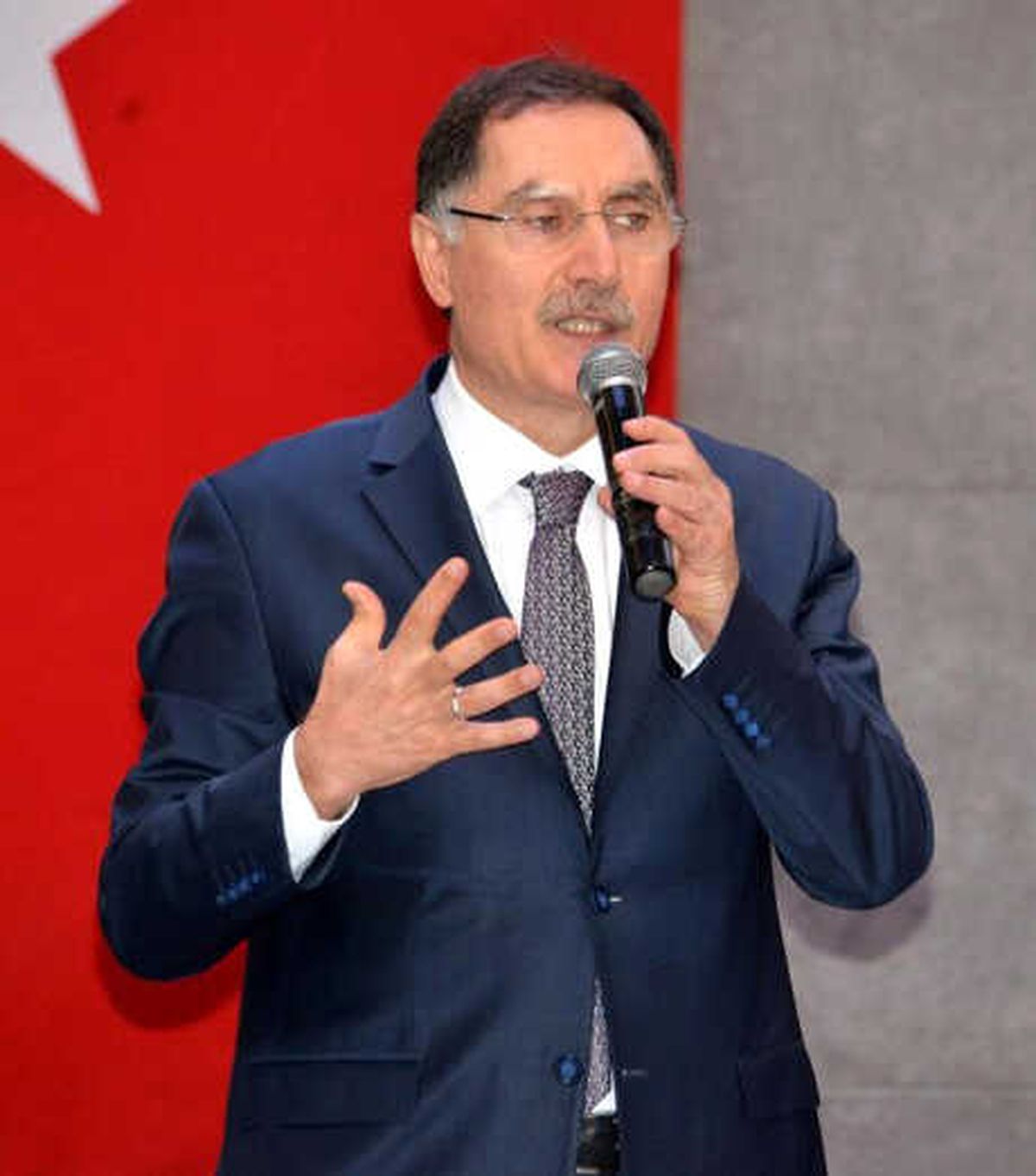 Kamu Başdenetçisi Şeref Malkoç, Diyarbakır\'da (2)