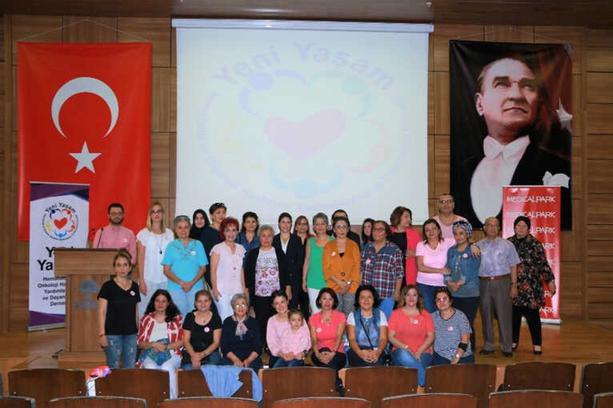 Medical Park Hastanesi\'nden Meme Kanseri Semineri
