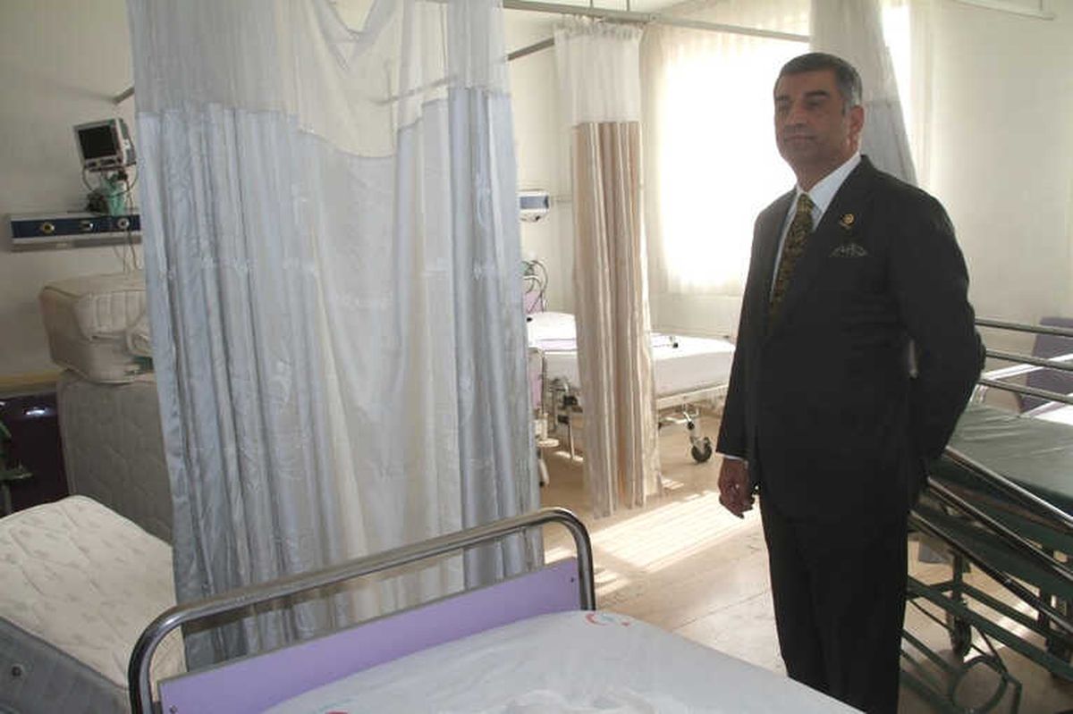 Milletvekili Erol, İçi Boşaltılmaya Başlanan Hastanede İnceleme Yaptı