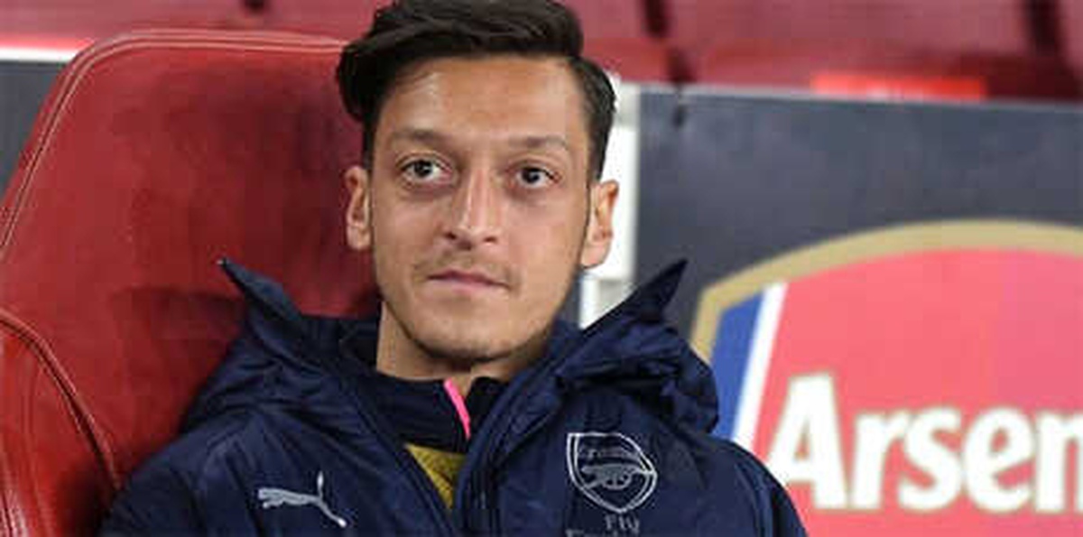 Uefa, Mesut Özil\'in Doğum Gününü Video ile Kutladı