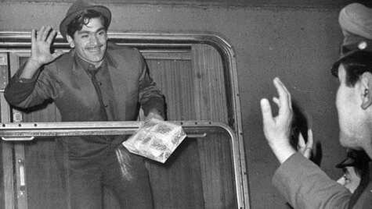 Uzaklaştıkça Uzaklaştırıyorsunuz