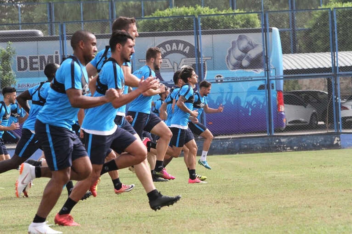 Adana Demirspor\'da Elazığspor Maçı Hazırlıkları Sürüyor