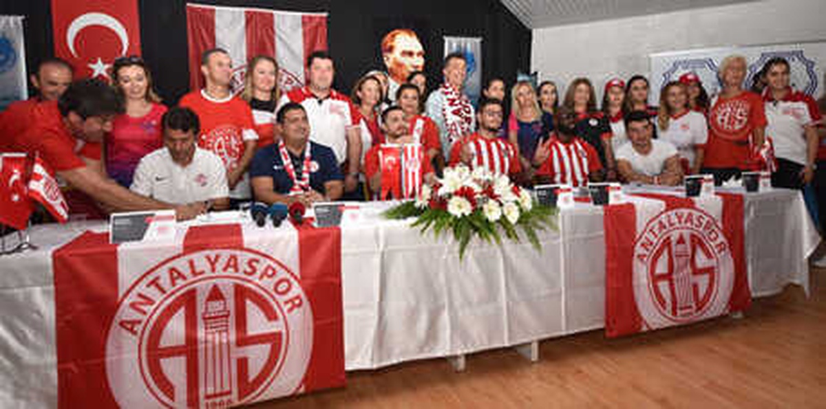 Antalyaspor Forması Okul Forması Oldu!