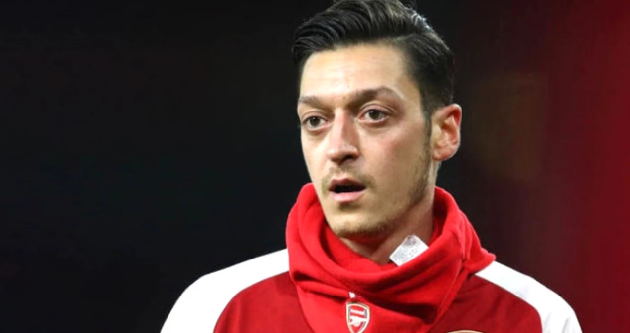 Arsenal Taraftarı Kampanya Başlattı: Almanya, Mesut Özil\'den Özür Dilesin