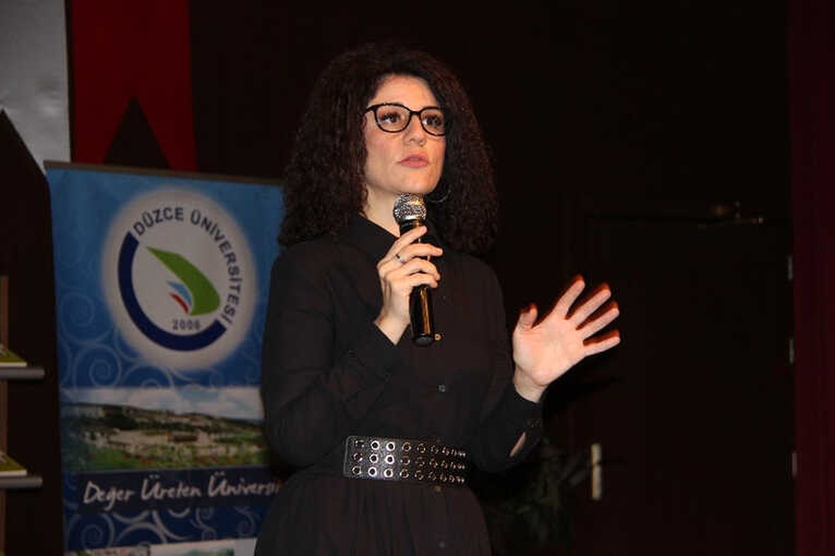 Banu Noyan: "Sosyal Medyanın Önemini Kimse Küçümsememeli"