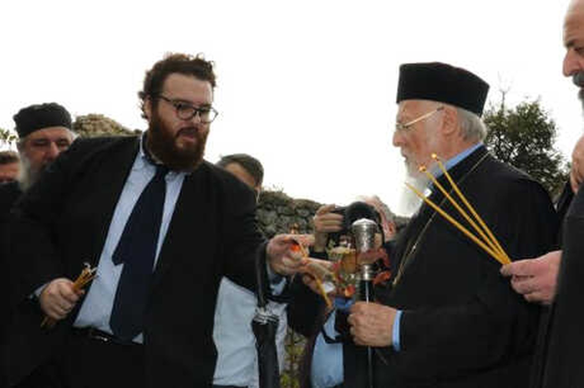 Bartholomeos, Bafra\'da Tarihi Kilisenin Kalıntılarını İnceledi